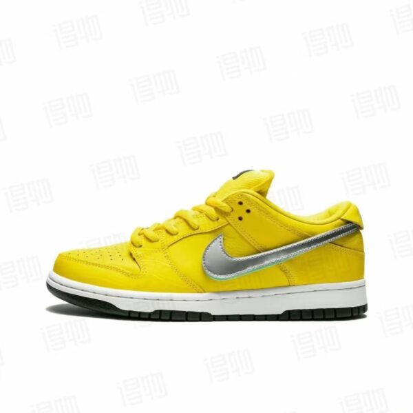 Replica Nike SB Dunk Low Diamond Supply Co. "Canary Diamond