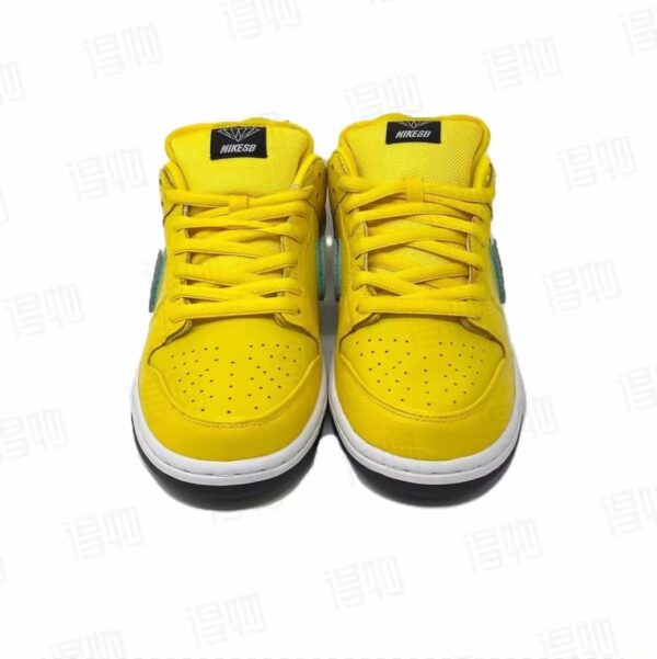 Replica Nike SB Dunk Low Diamond Supply Co. "Canary Diamond - Image 3