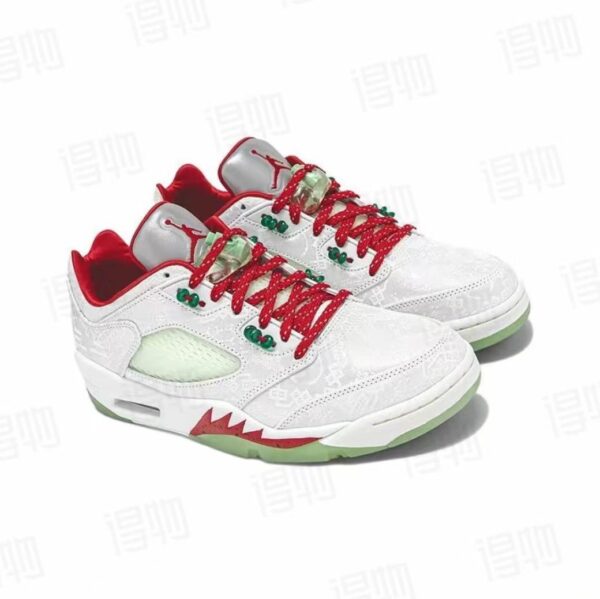 Re-release of the CLOT x Air Jordan 5 Low "White Silk" (AJ5)